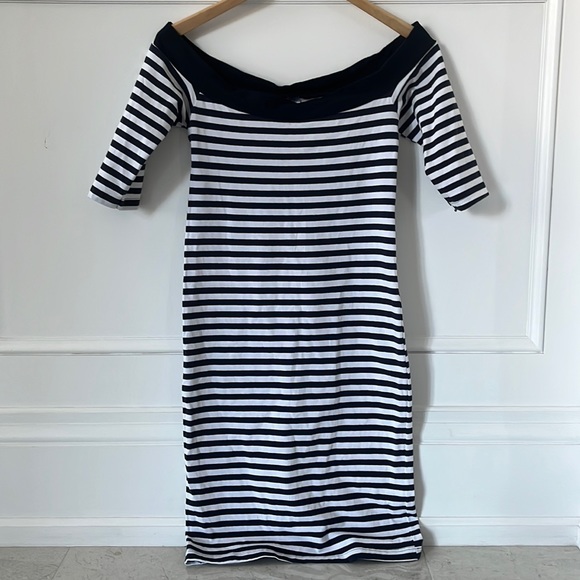 Off the shoulder cotton stripe dress - Picture 1 of 3